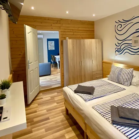 Polaris Yacht Apartman Balatonalmádi Exterior photo